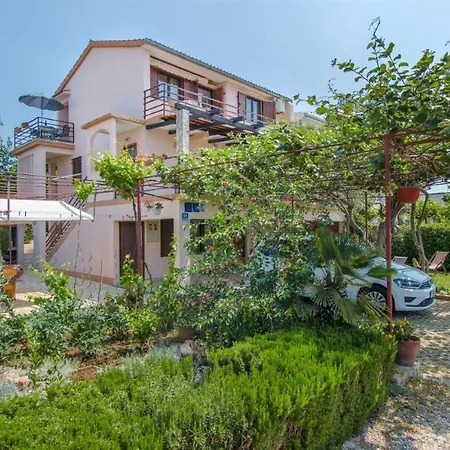 Apartamento Viktor Rogoznica (Sibenik-Knin)