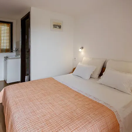 Viktor Apartamento Rogoznica (Sibenik-Knin)