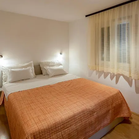 Viktor Apartamento Rogoznica (Sibenik-Knin)